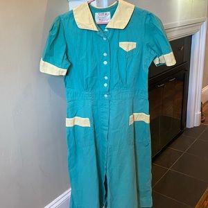 VINTAGE Waitressing dress! Halloween costume